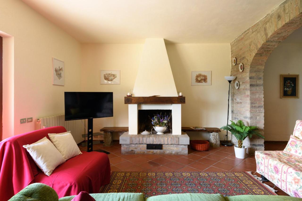 Villa Il Campo Degli Ulivi Ponte A Bozzone Екстер'єр фото