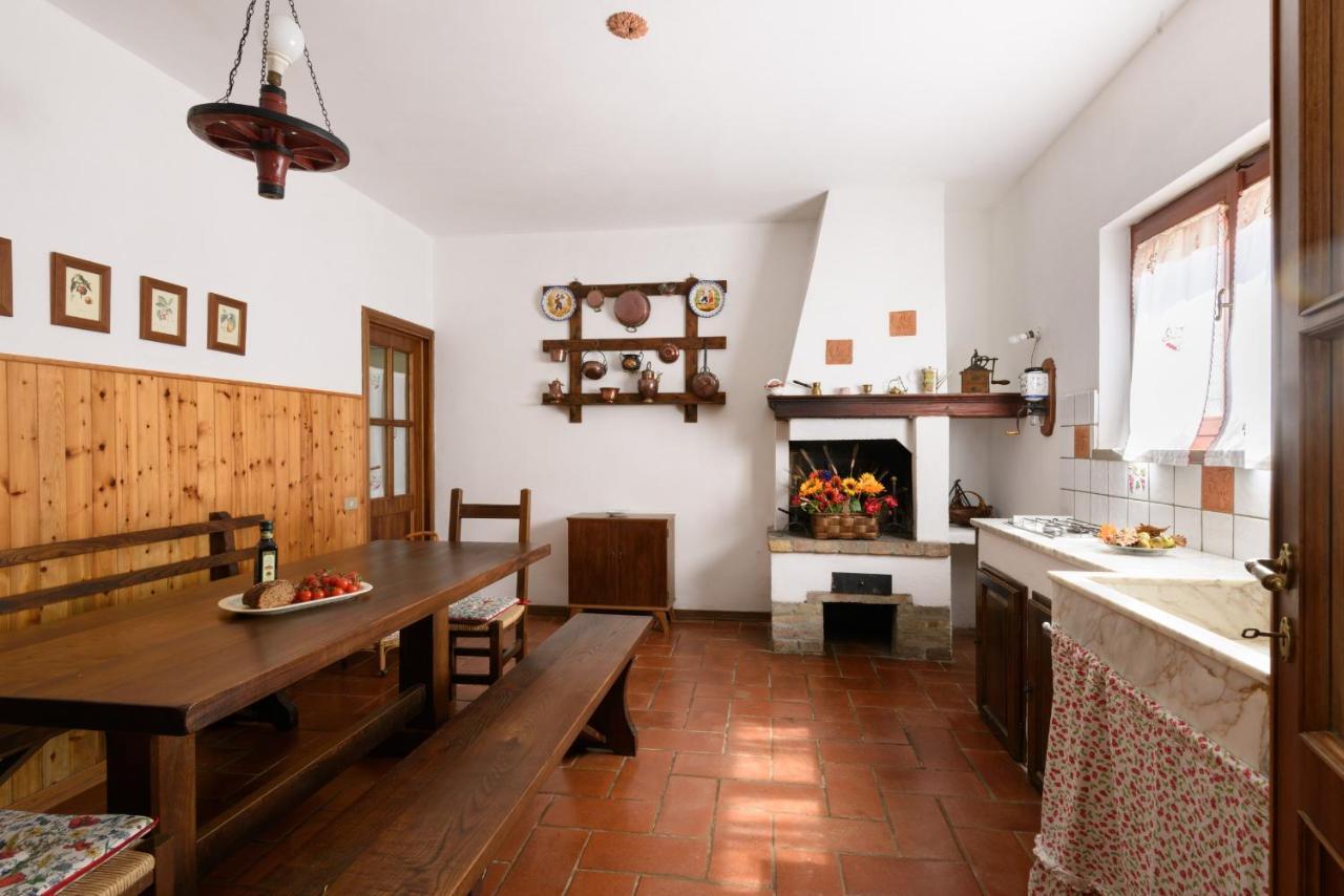 Villa Il Campo Degli Ulivi Ponte A Bozzone Екстер'єр фото